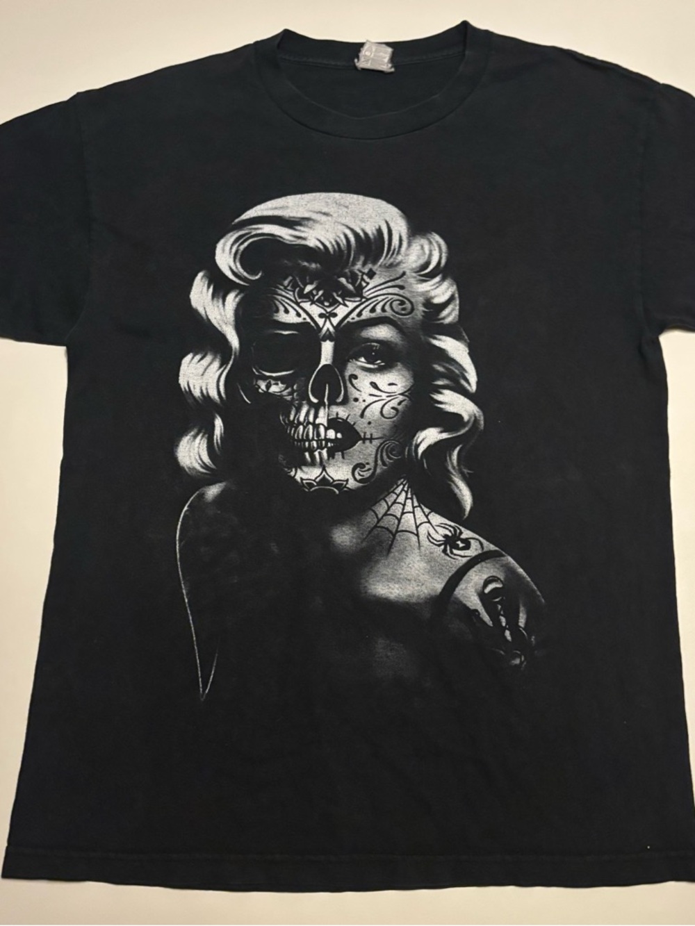 Vintage Day of the Dead Marilyn Graphic Tee - Y2K skull/spider